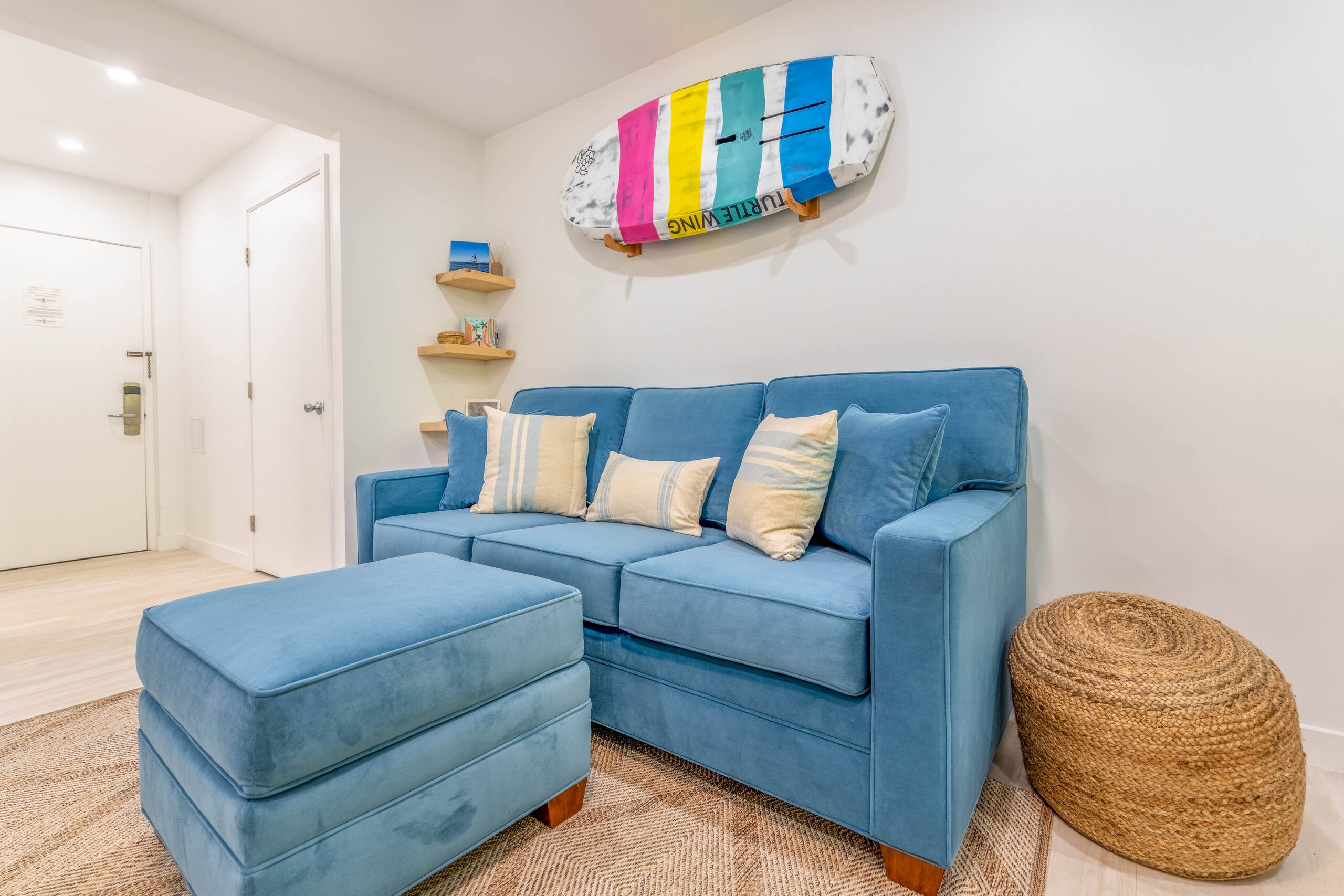 Condo in Wailuku · ★4.95 · 1 bedroom · 2 beds · 1 shared bath - Image 12