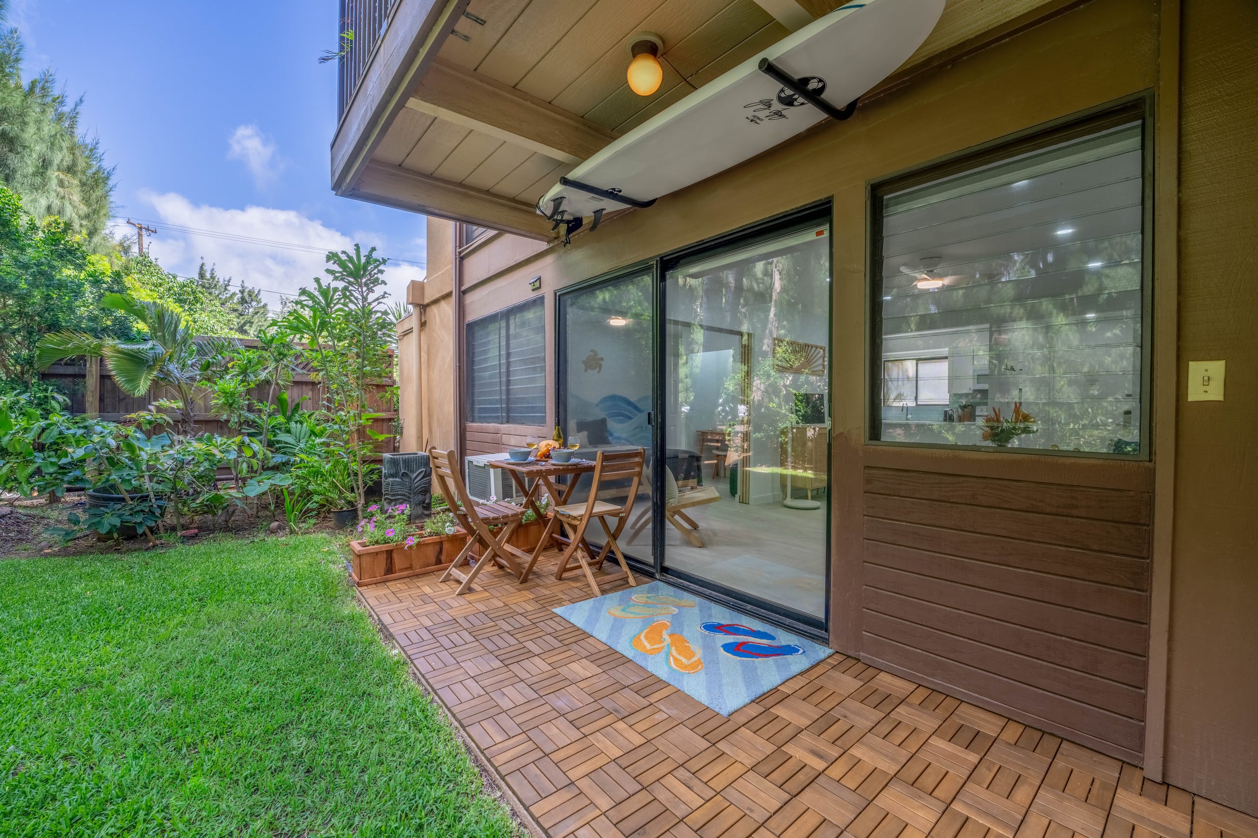 Condo in Wailuku · ★4.95 · 1 bedroom · 2 beds · 1 shared bath - Image 7