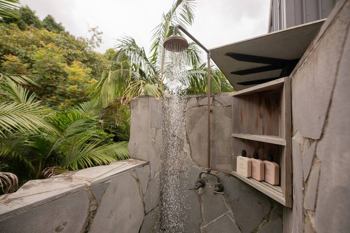 Balaka Exclusive Property gallery image 2