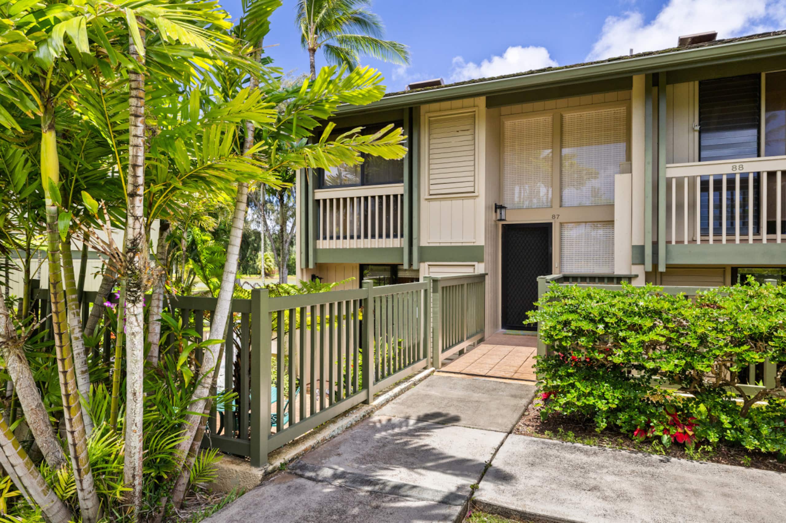 Home in Kahuku · ★4.94 · 3 bedrooms · 4 beds · 2 private baths - Image 71