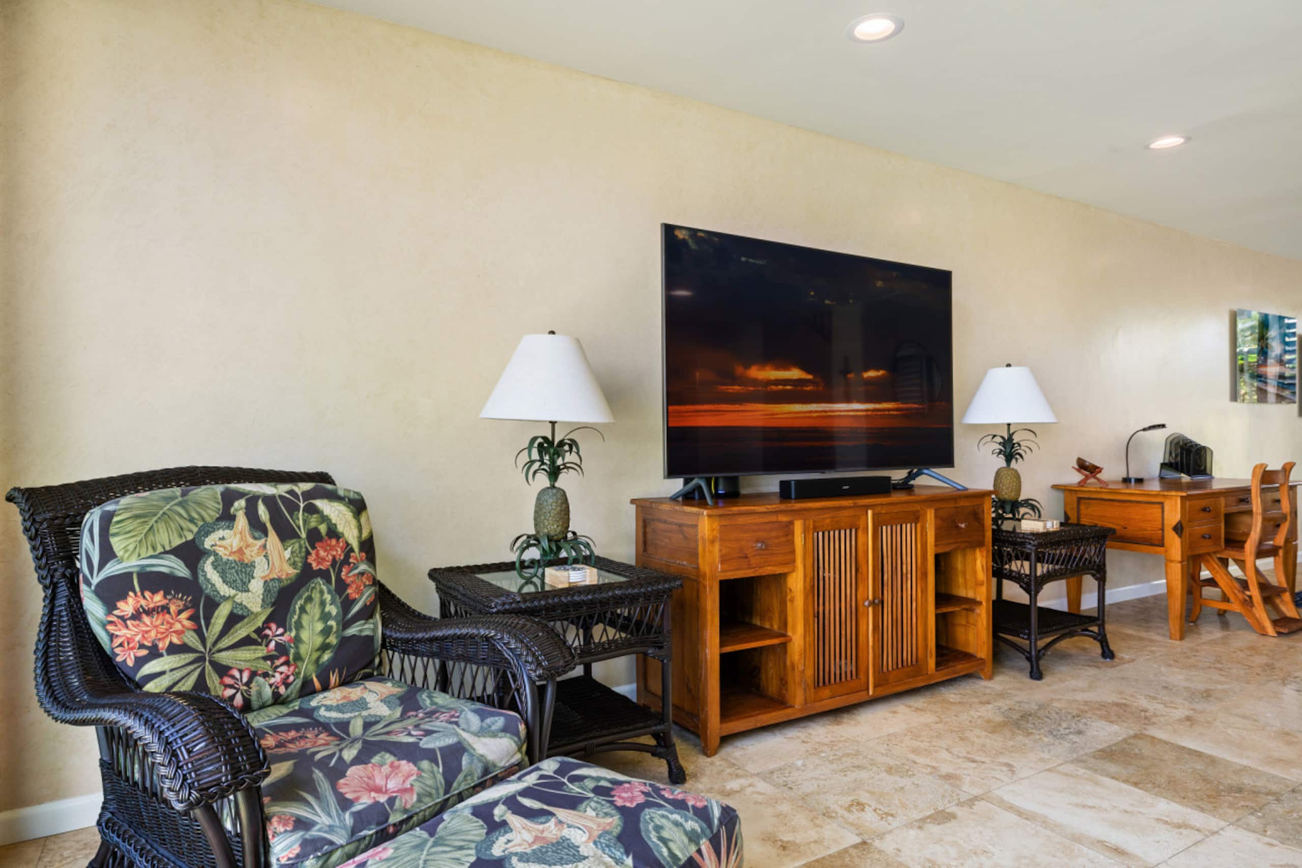 Home in Kahuku · ★4.94 · 3 bedrooms · 4 beds · 2 private baths - Image 12
