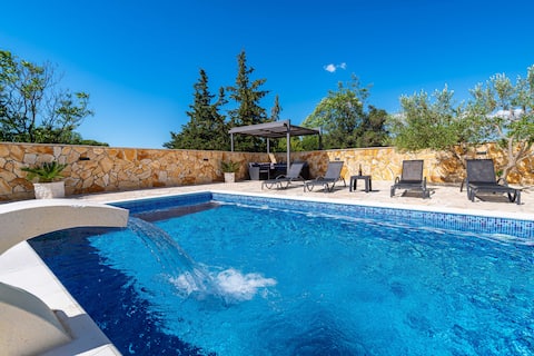 My Dalmatia - Holiday home Maria with private pool