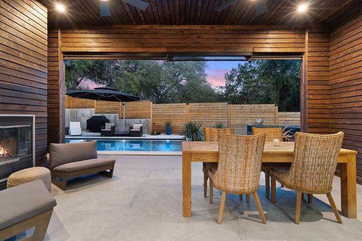 Luxury Home – Heated Pool & Jacuzzi – Lake Austin gallery image 3