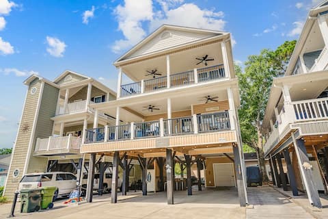 4BR w/ Double Family Rooms | 2 Decks + Bar | Site