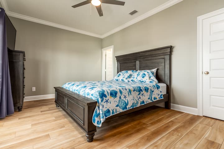 016 Blue Heaven SW King Suite