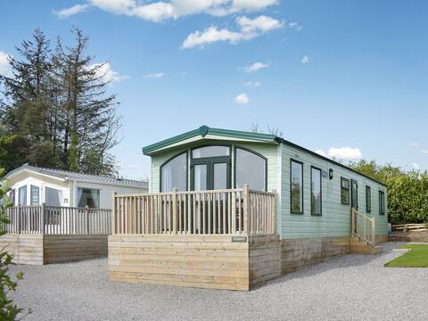 UK47339 - Evergreen