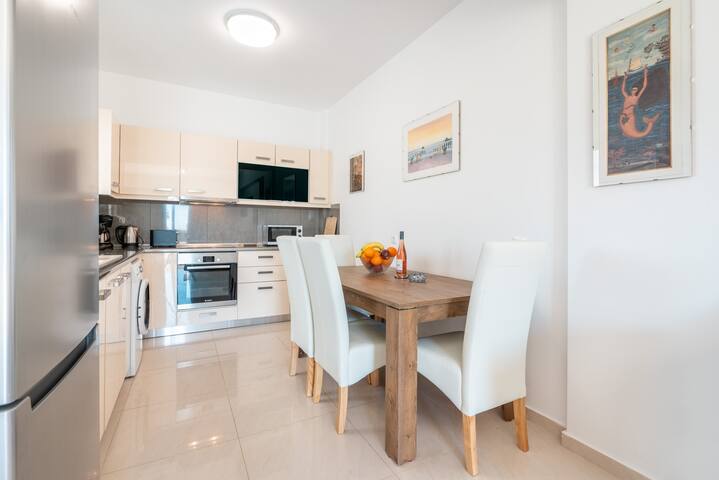 Ilia’s Apartment with view 1 gallery image 5