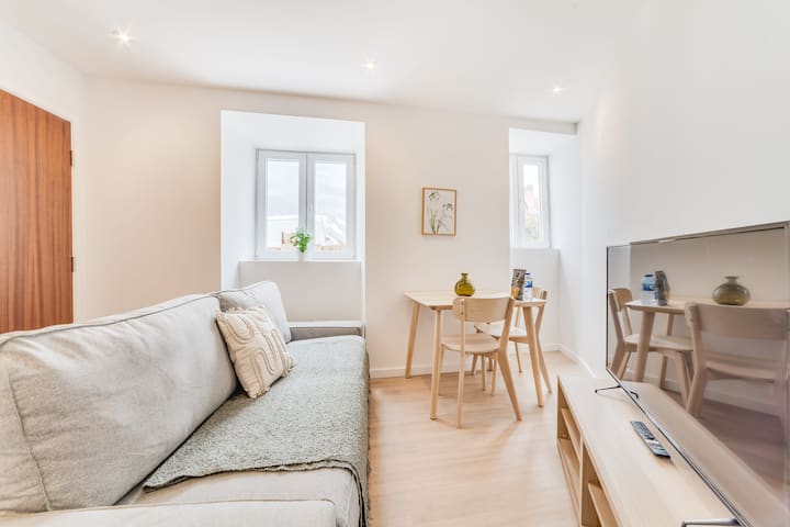 Bright Lisbon Riverside Cozy Apartment - Marvila