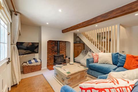 Popular Airbnb listing: Host & Stay | The Old Post Office in Docking in Docking