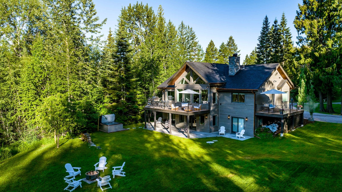 Back Forty Lodge w/ Spa, Fire Pit & BBQ