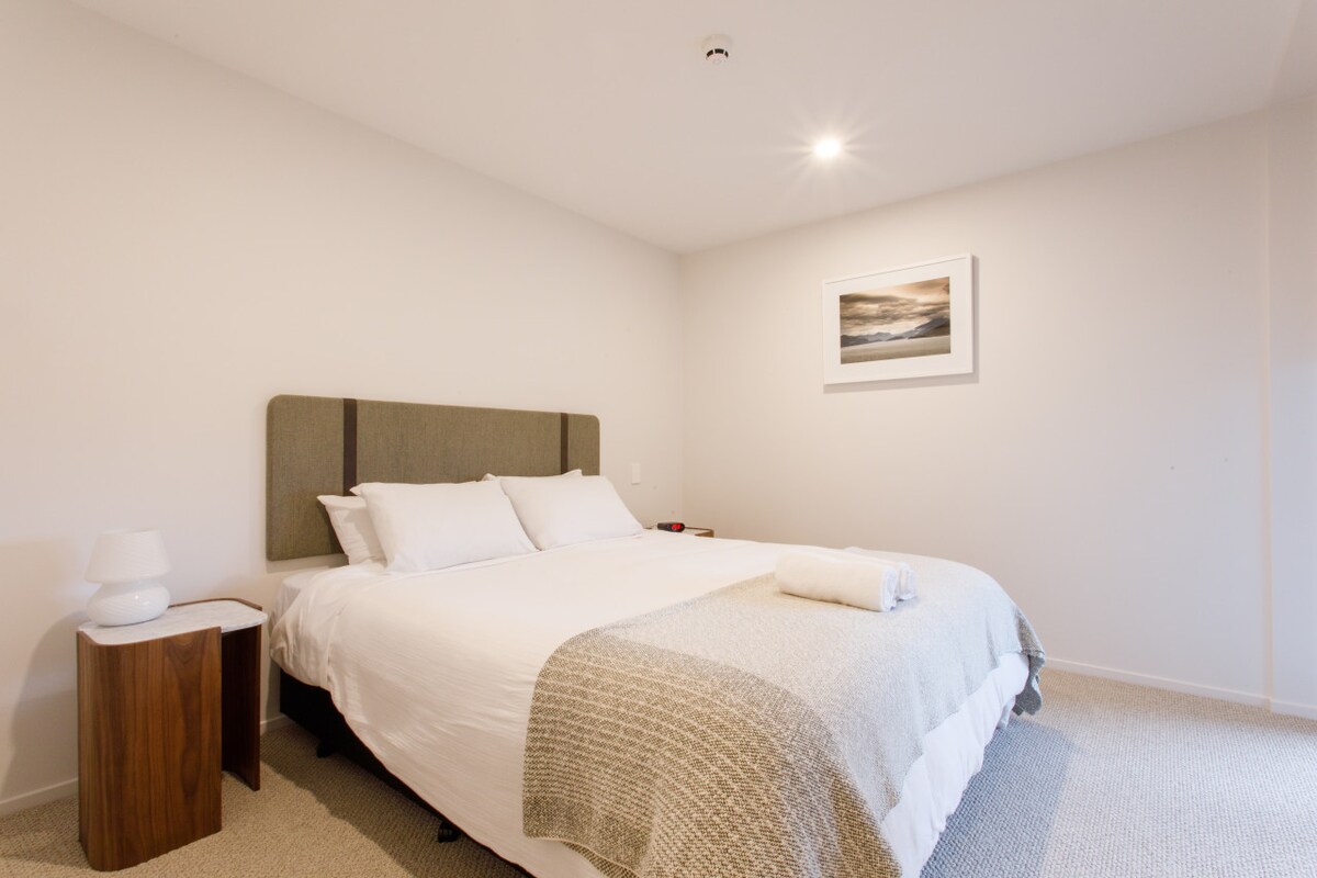 ห้องนอนขนาดคิงไซส์หลังที่ 2