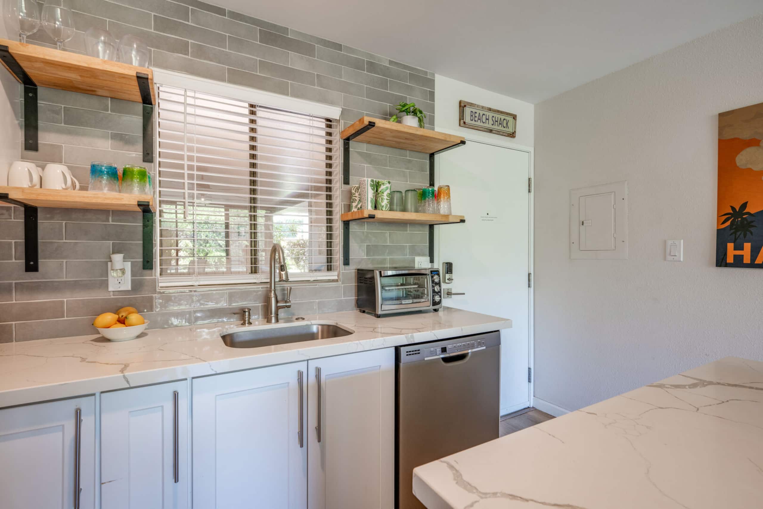 Condo in Kihei · ★4.89 · 2 bedrooms · 3 beds · 1 private bath - Image 14
