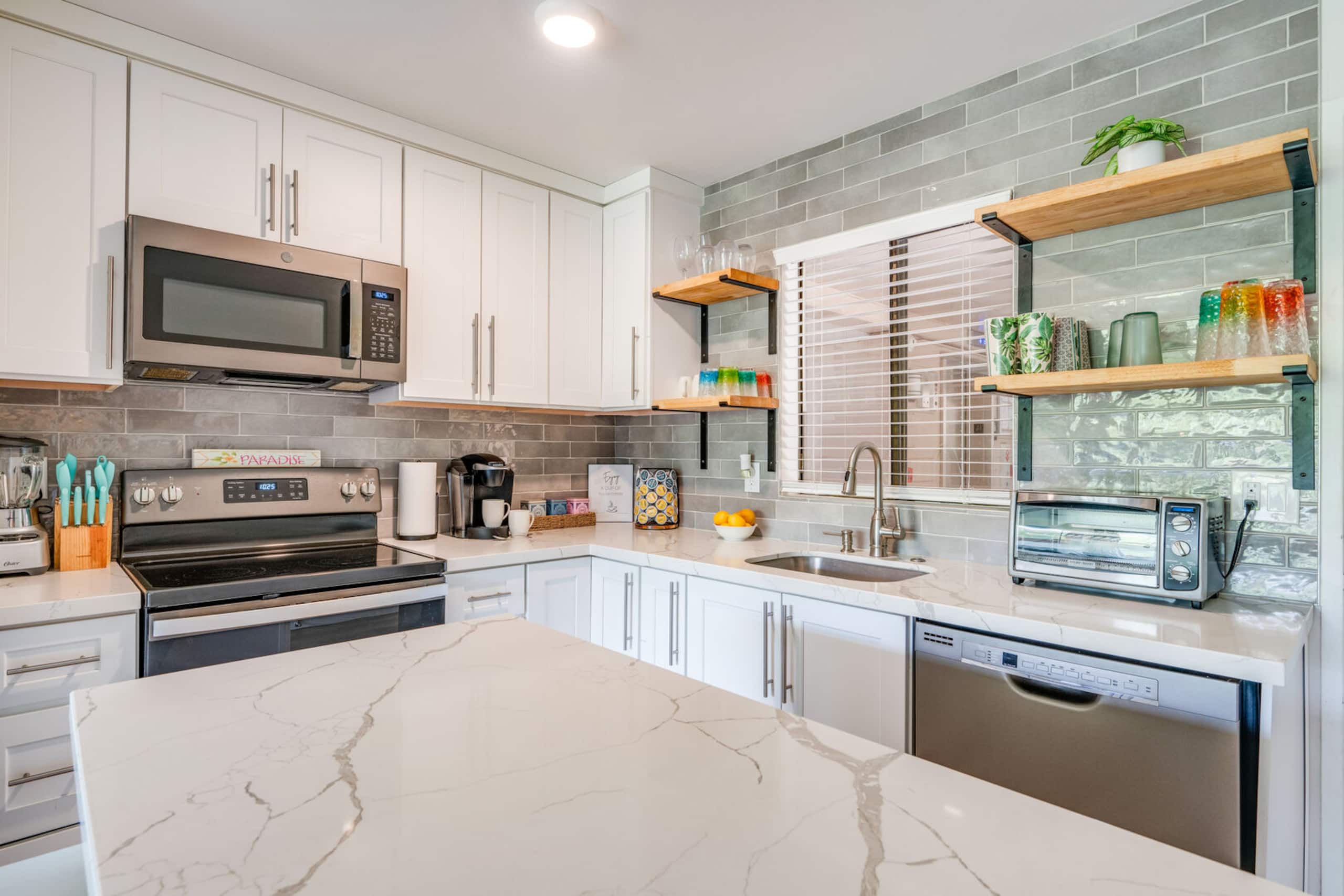 Condo in Kihei · ★4.89 · 2 bedrooms · 3 beds · 1 private bath - Image 13