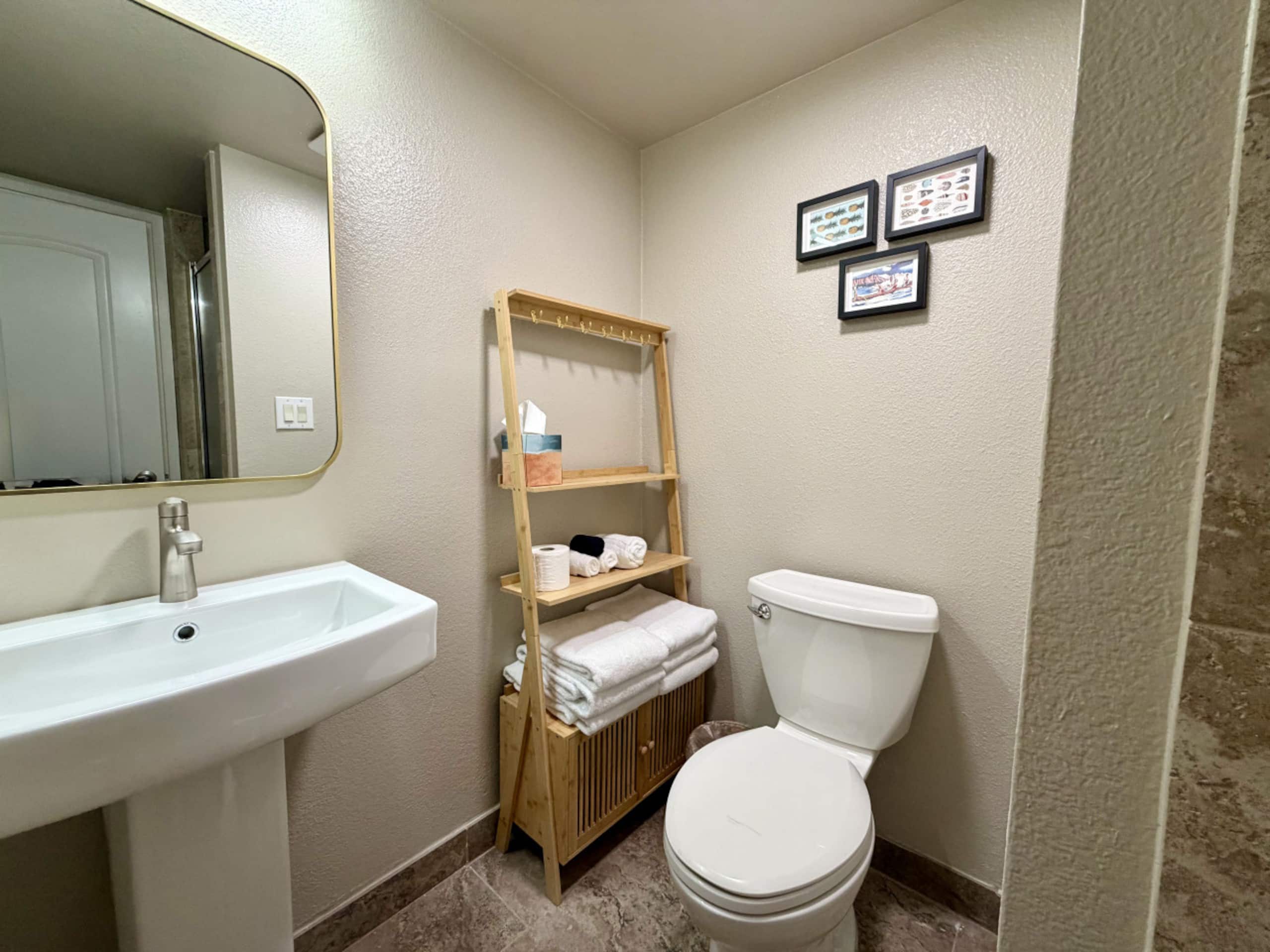 Condo in Kihei · ★4.96 · 2 bedrooms · 4 beds · 2 private baths - Image 32