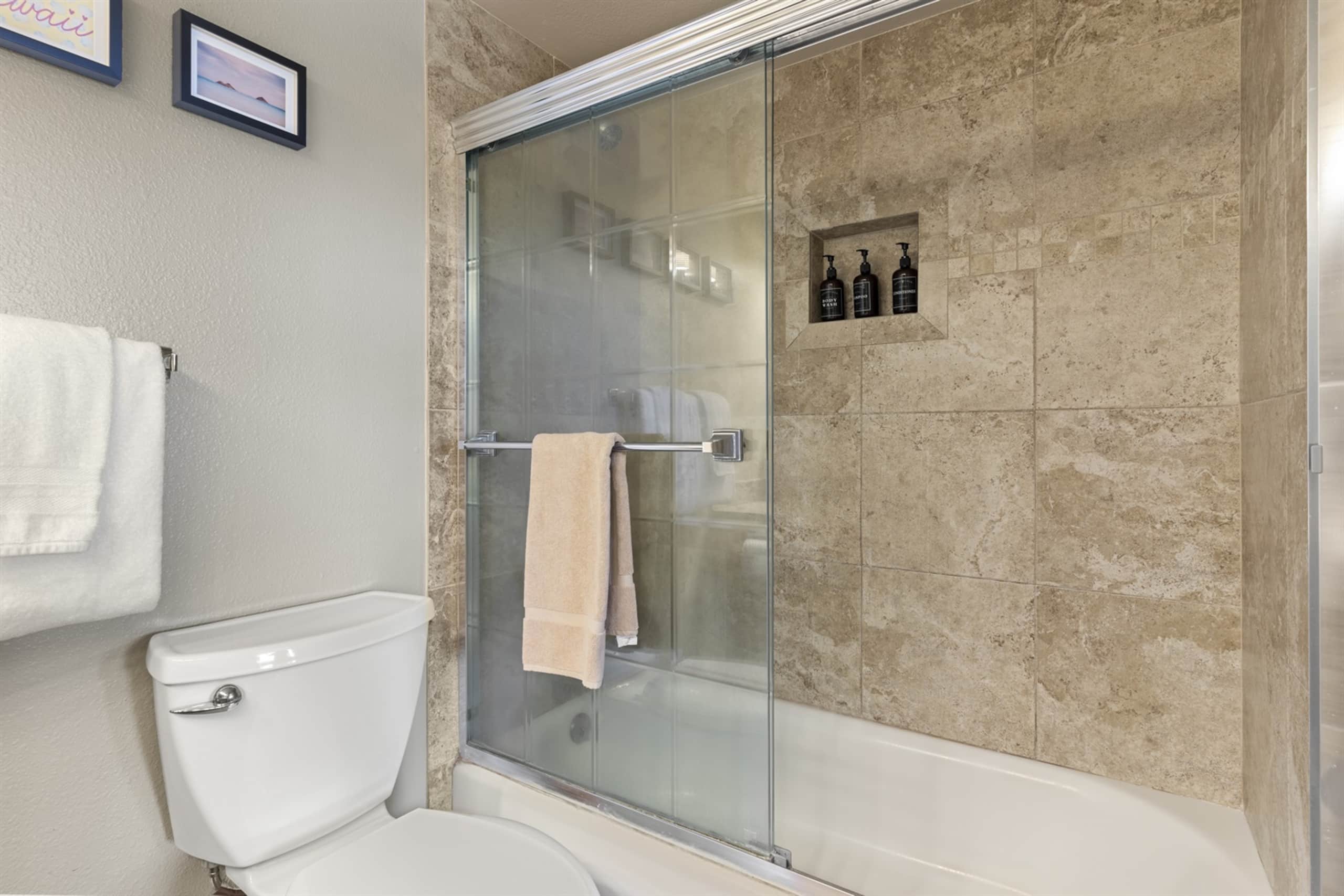 Condo in Kihei · ★4.96 · 2 bedrooms · 4 beds · 2 private baths - Image 18