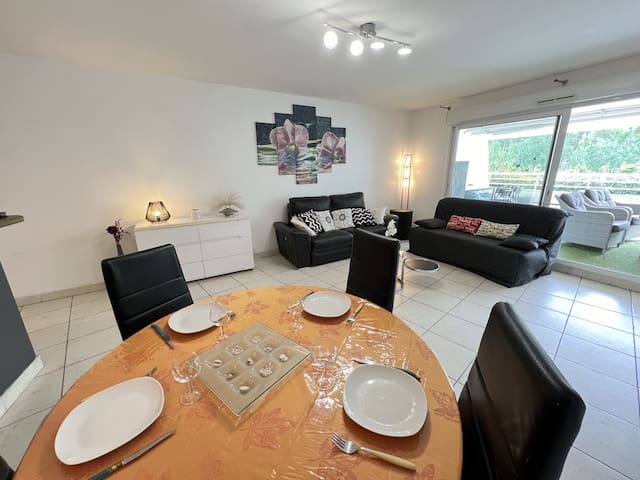 ⁨Sol-Y-Days (Cooper Immobilier LGM)⁩ managed Airbnb listing 1