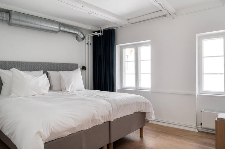 Kings Square apt. 1&2 by Daniel&Jacob’s gallery image 4