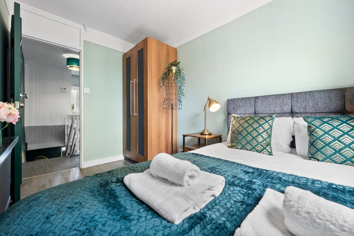 חדר שינה מס '1 עם מיטה זוגית