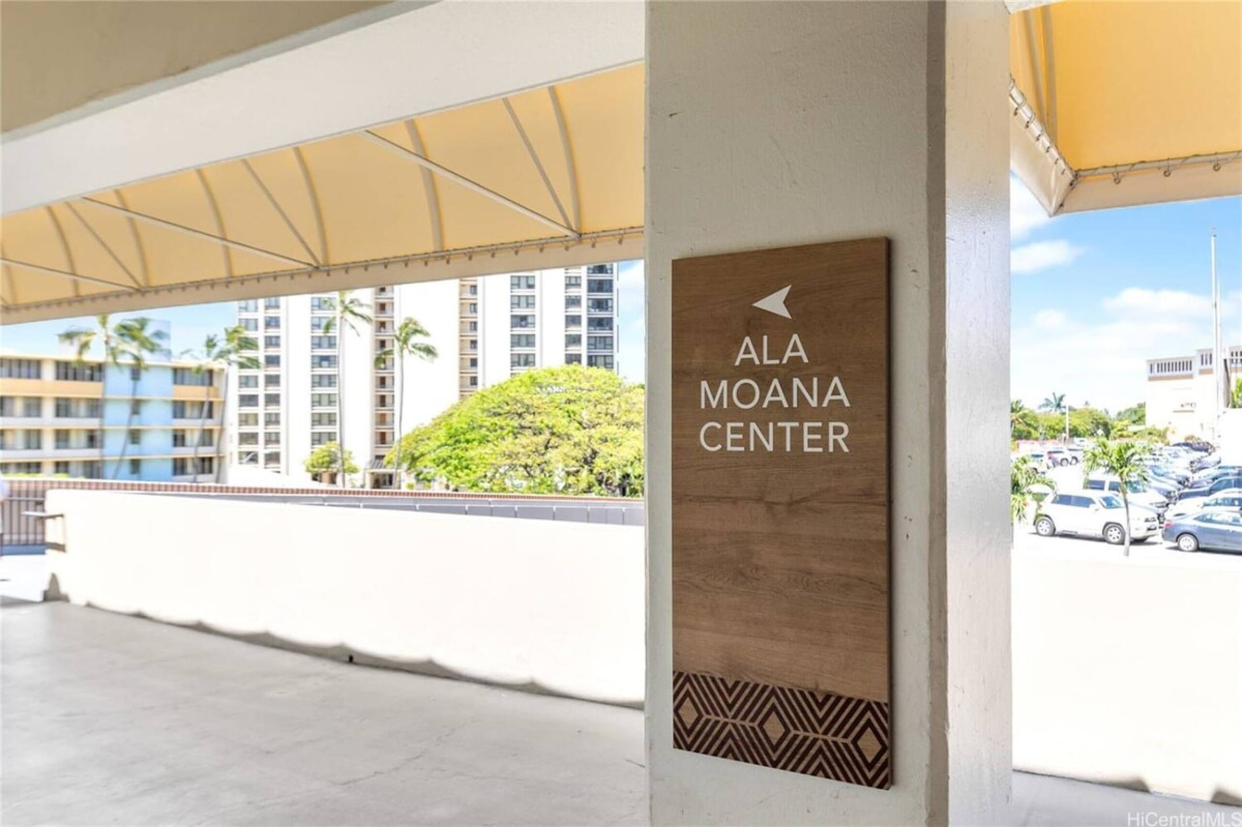 Newly Renovated Ala Moana Condo w_Amazing Views 11 - Photo 27
