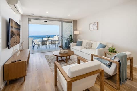 Popular Airbnb listing: Azure Oceanside Apartment At Kings Beach in Kings Beach