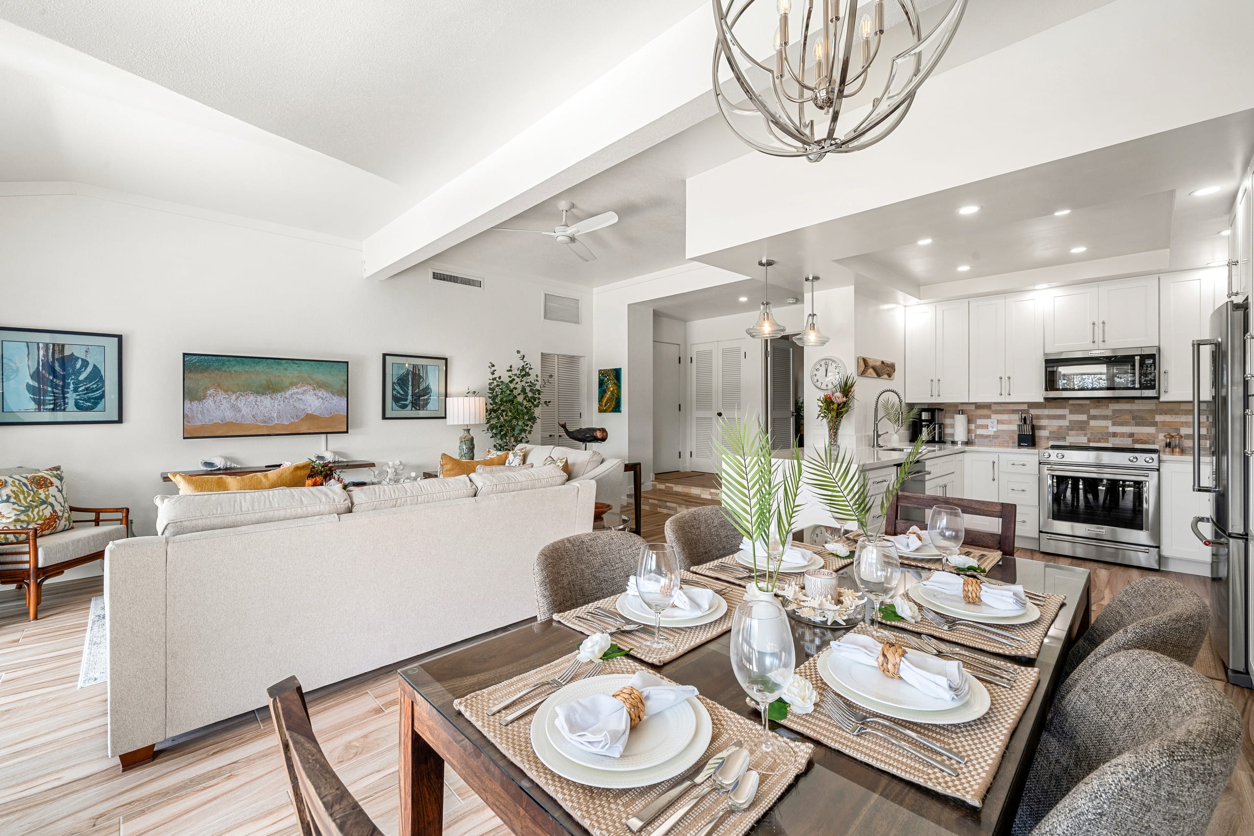Home in Lahaina · ★5.0 · 2 bedrooms · 3 beds · 2 baths - Image 13