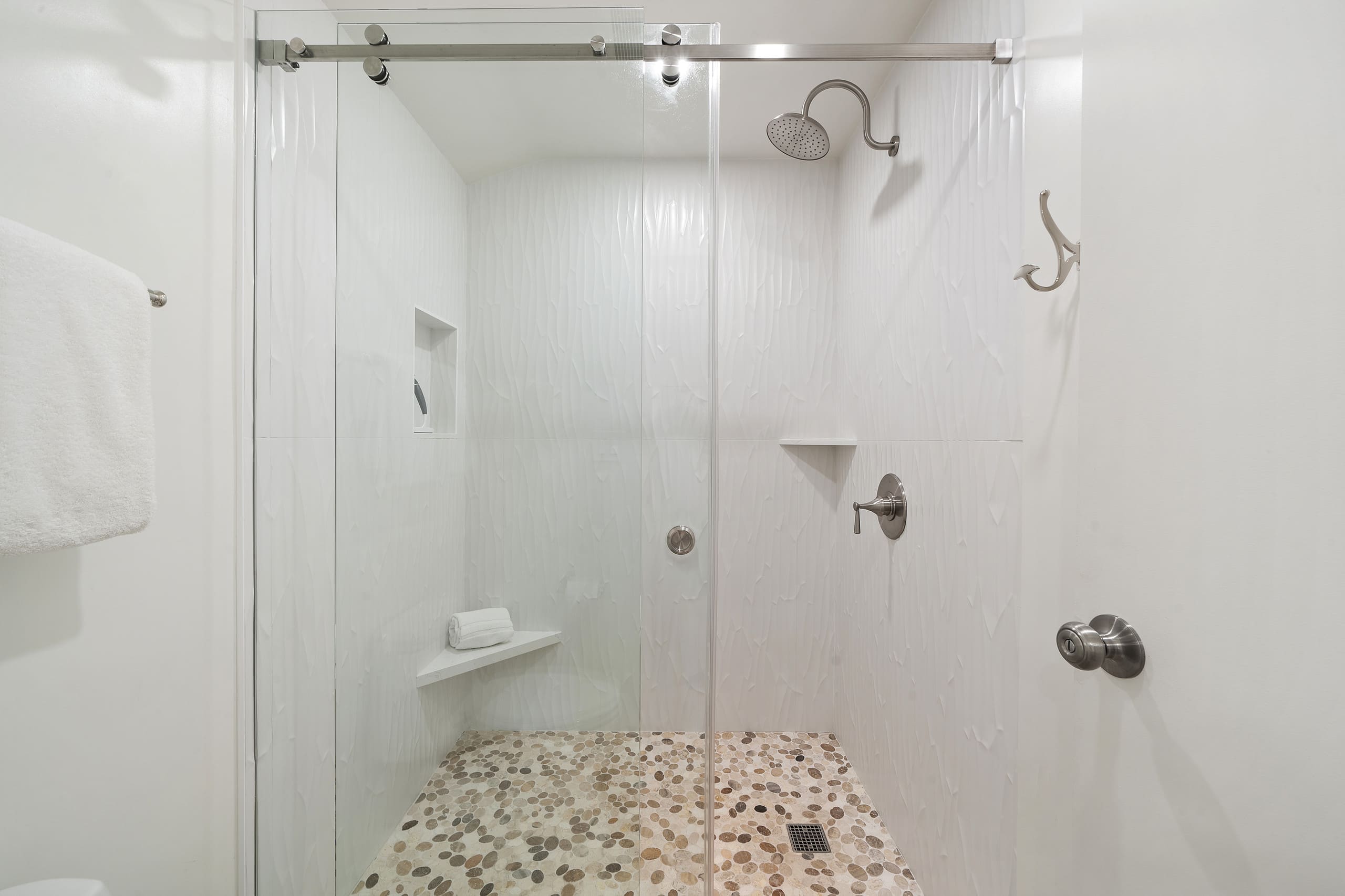 Home in Lahaina · ★5.0 · 2 bedrooms · 3 beds · 2 baths - Image 28