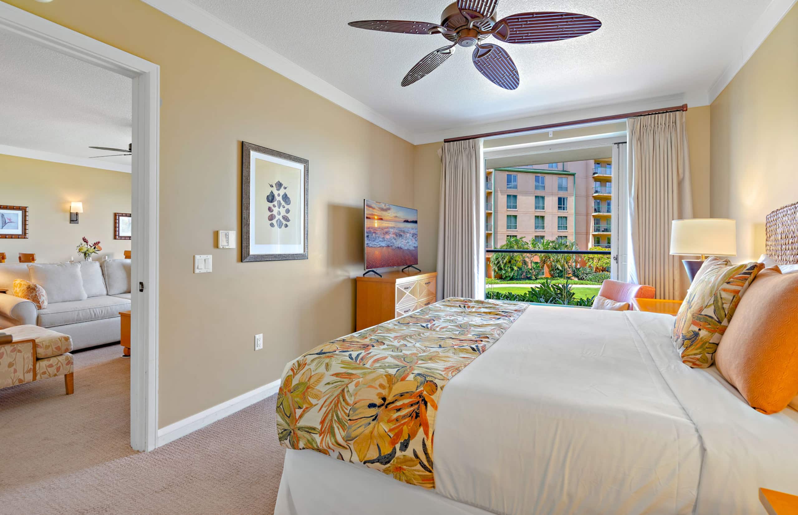 Condo in Lahaina · ★4.95 · 2 bedrooms · 3 beds · 2 baths - Image 22
