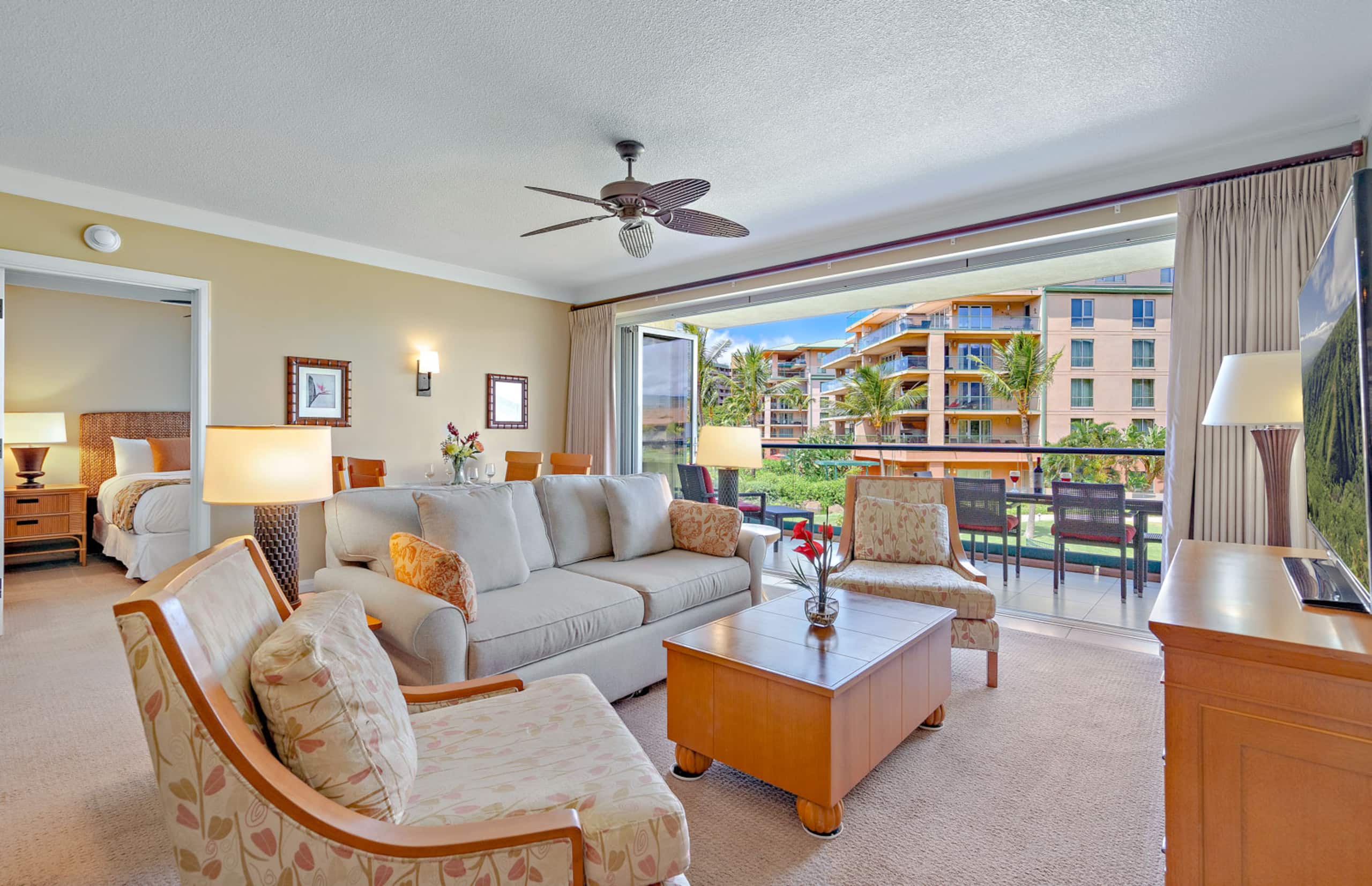 Condo in Lahaina · ★4.95 · 2 bedrooms · 3 beds · 2 baths - Image 10