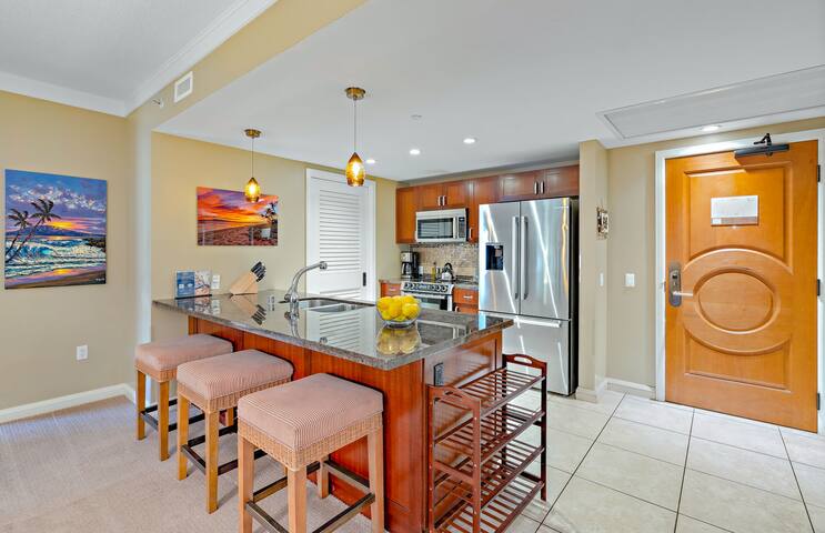 Maui Resort Rentals: Honua Kai Hokulani 248 gallery image 5