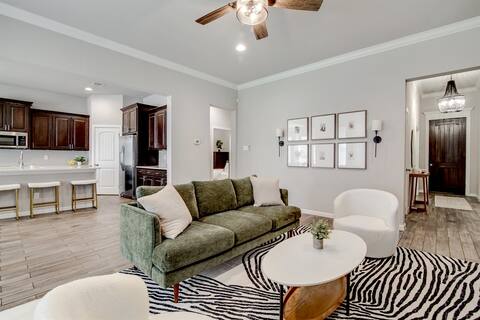 Your Home Away from Home in Beautiful Burleson!