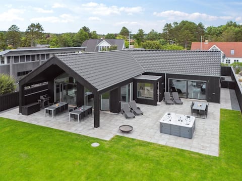 "Straale" - 50m from the sea by Interhome