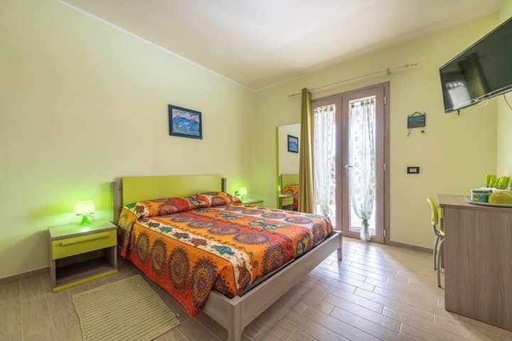 Beautiful B&B L 'arcobaleno di Chia IUN 7022