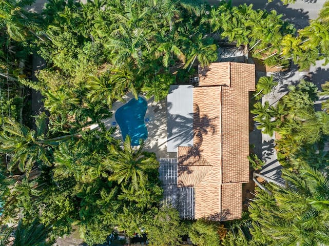 The Wellness Retreat- Amazing Amenities Near Beach gallery image 3