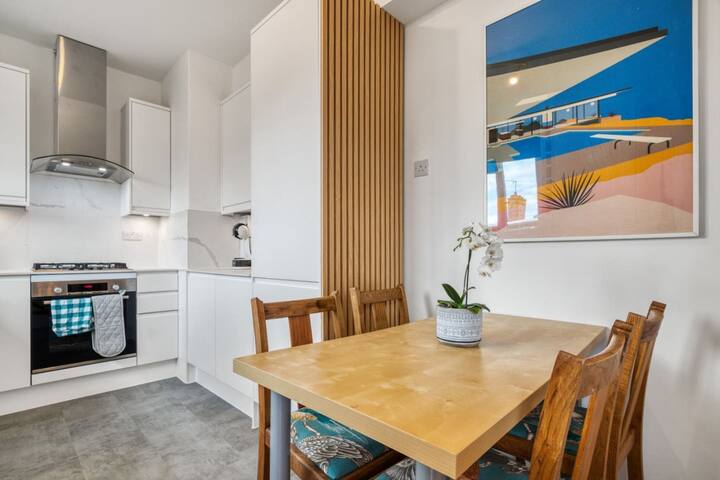 Charming 3Bed-Apartment in Southwark- Zone 1 gallery image 3