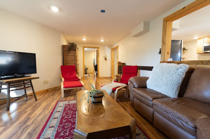 The Brandybuck- Downtown Leadville 3-bedroom Retreat - Leadville, CO