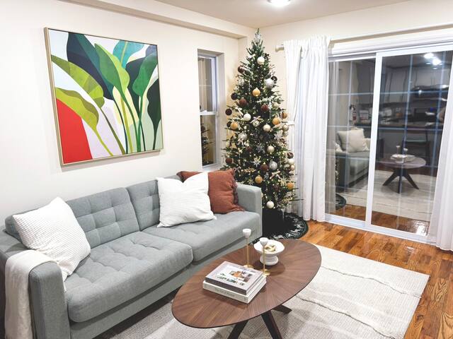 Spacious 3BR with Free Parking Near NYC