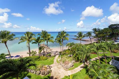 St Peter’s Bay 402 - Modern Beachfront Condo