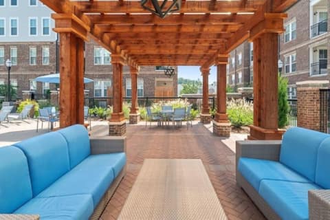 Herons Cove, Elevator, 4th Floor Views, Gym, Pool