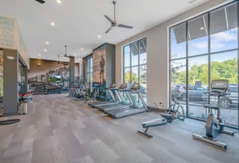 Herons Cove, Elevator, 4th Floor Views, Gym, Pool