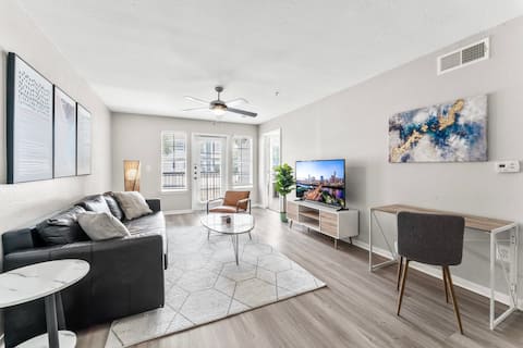 Top performing Airbnb: Comfy 2BR King Suite w Gym close to DT in Pleasant Valley