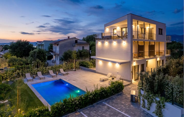 Beautiful Apartment In Omisalj - Kraljevica