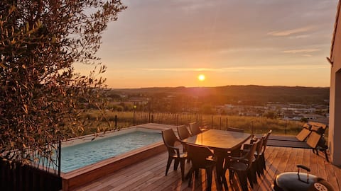 Sunset villa