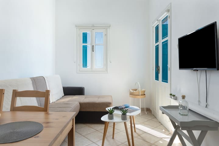 Olympos Blue gallery image 2