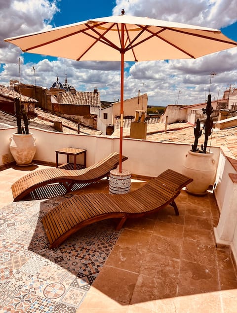 Villa Valeria, Luxury house with private cave 1748