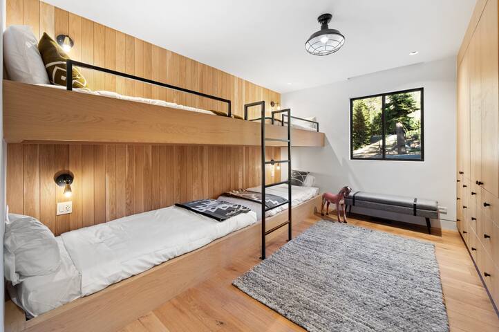 LocalLuxe managed Airbnb listing 2