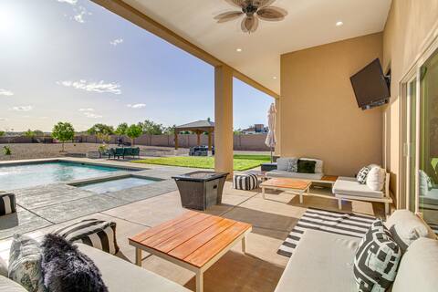 Pet-Friendly Rio Rancho Home w/ Fire Pit