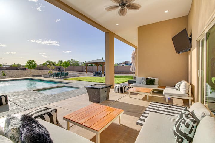 Poolside & Hot Tub Lounging: Luxe Rio Rancho Home