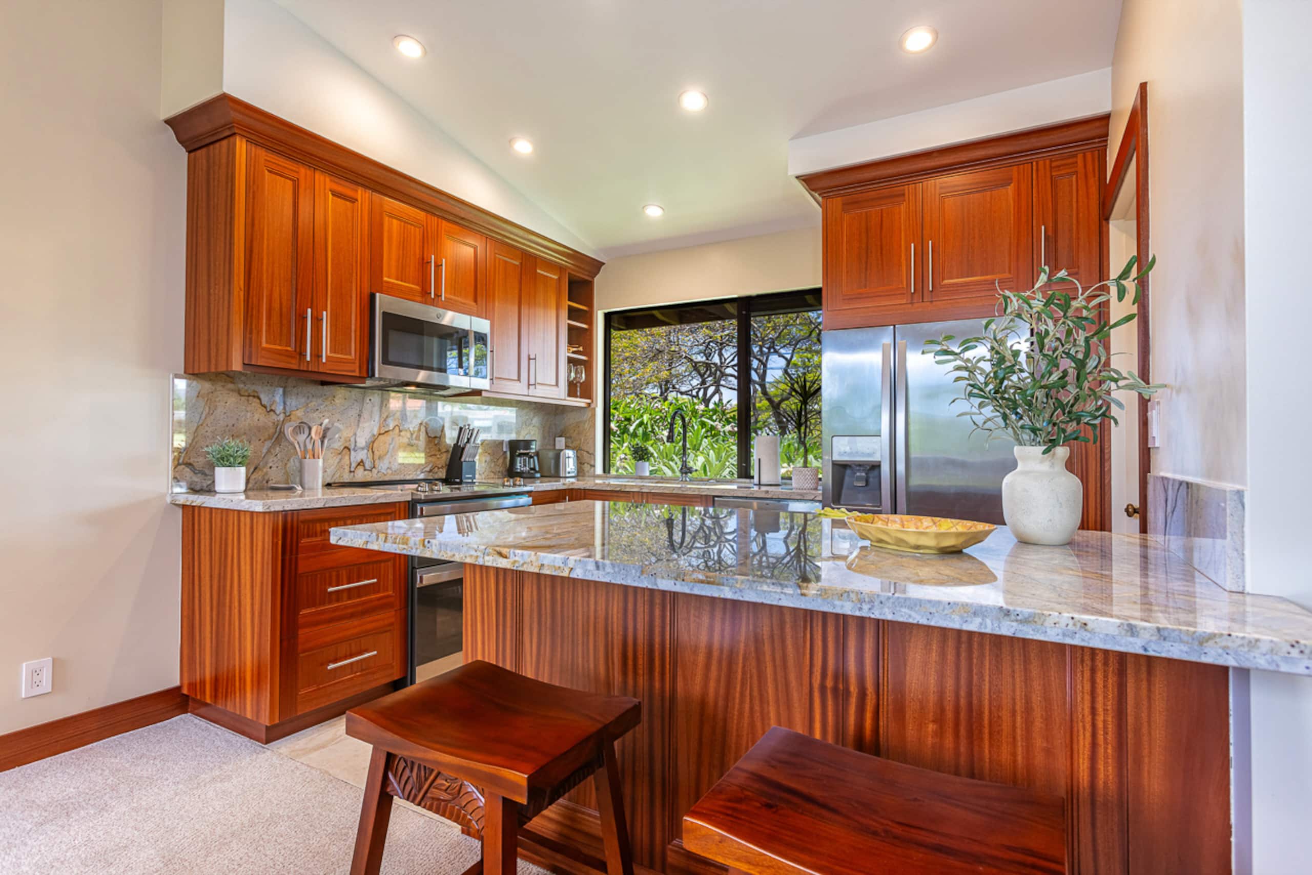 Condo in Kihei · ★4.9 · 1 bedroom · 3 beds · 2 baths - Image 15