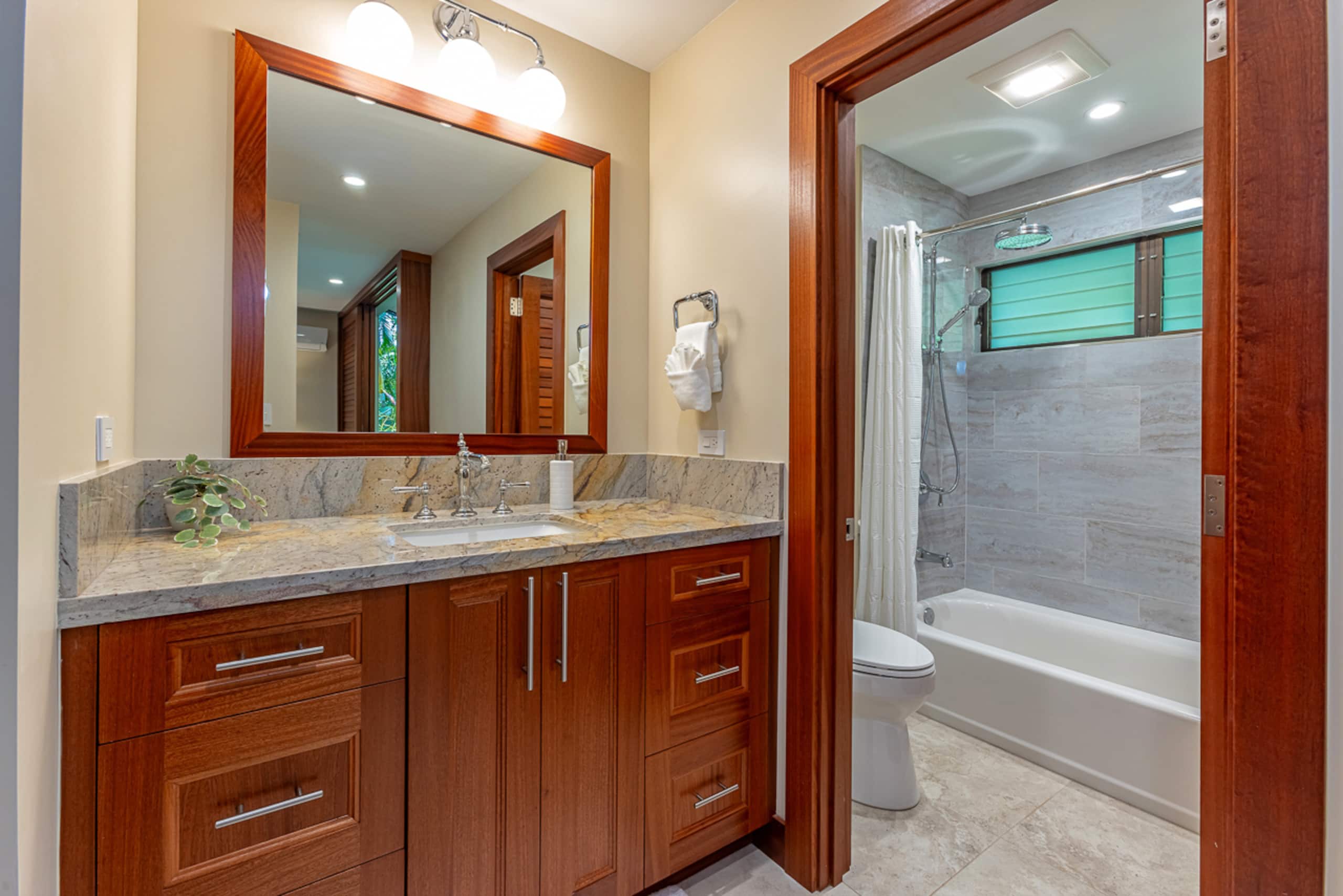 Condo in Kihei · ★4.9 · 1 bedroom · 3 beds · 2 baths - Image 26
