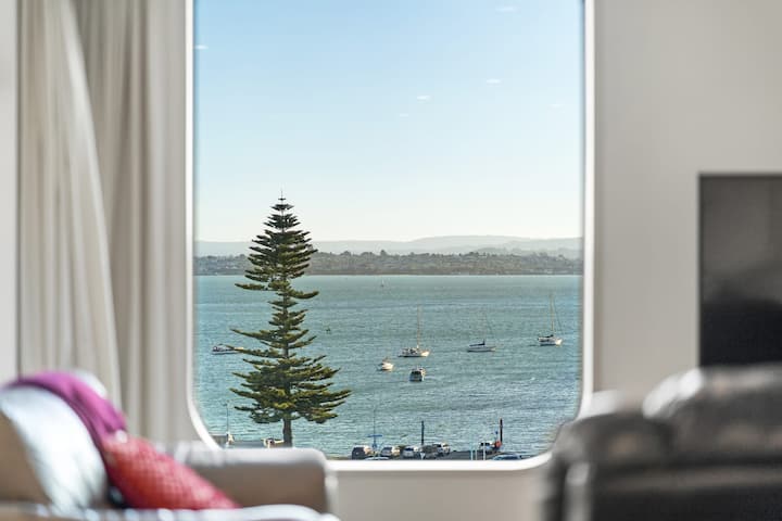 7th Heaven In Oceanside Towers - Mount Maunganui